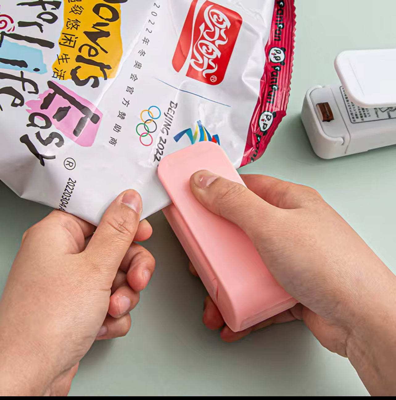 🔒 Mini Scelleuse de Sacs – Pour une Conservation Rapide et Propre !( livraison gratuite )